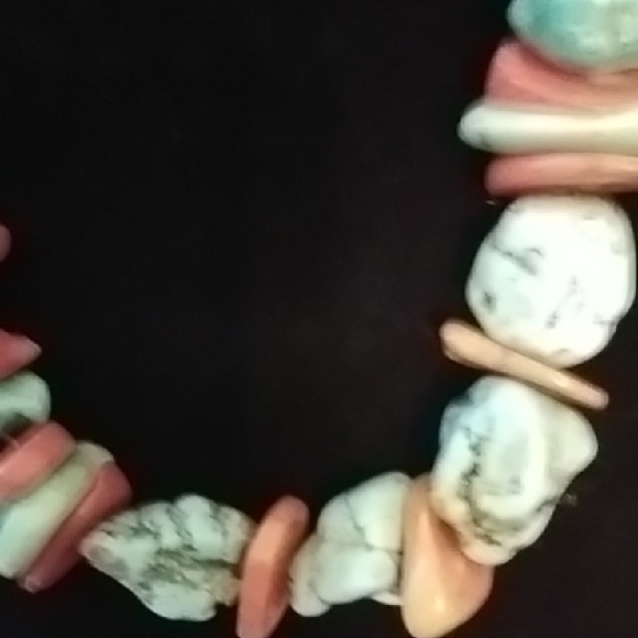 Genuine Turquoise And Red Coral Choker - Picture 2 of 6